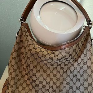 Gucci Hobo GG canvas large